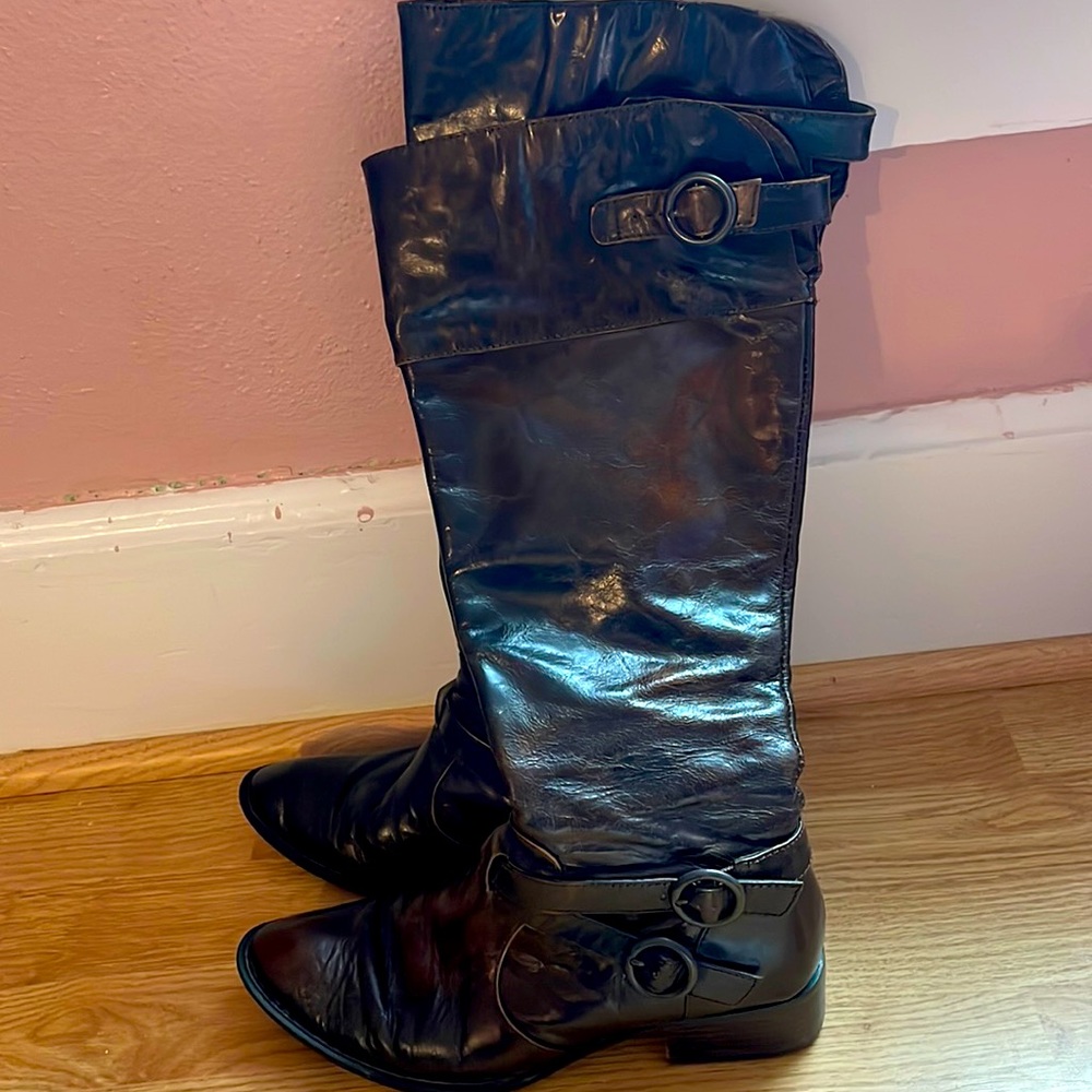Born boots size 7.5